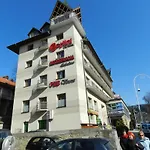 Apartament 210
